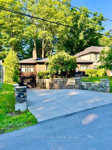 89 Holyrood Avenue - Photo 1