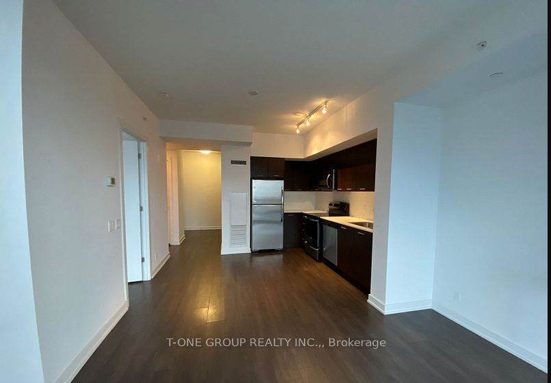 https://bt-photos.global.ssl.fastly.net/toronto/orig_boomver_1_W13598534-1.jpg