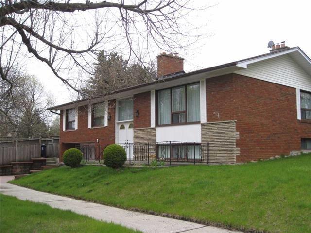 4 Russell Rd - Photo 1