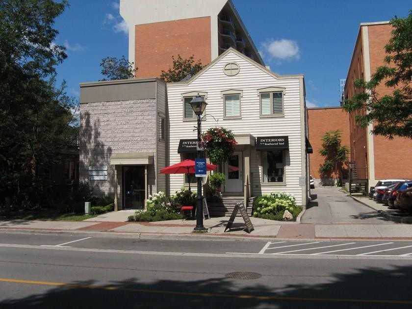1463 Ontario St - Photo 1