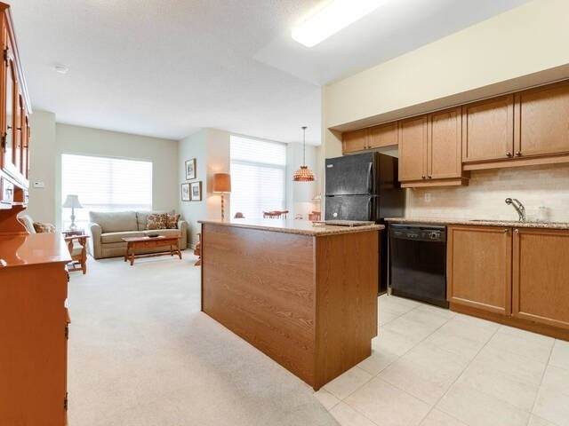 810 Scollard Crt - Photo 1