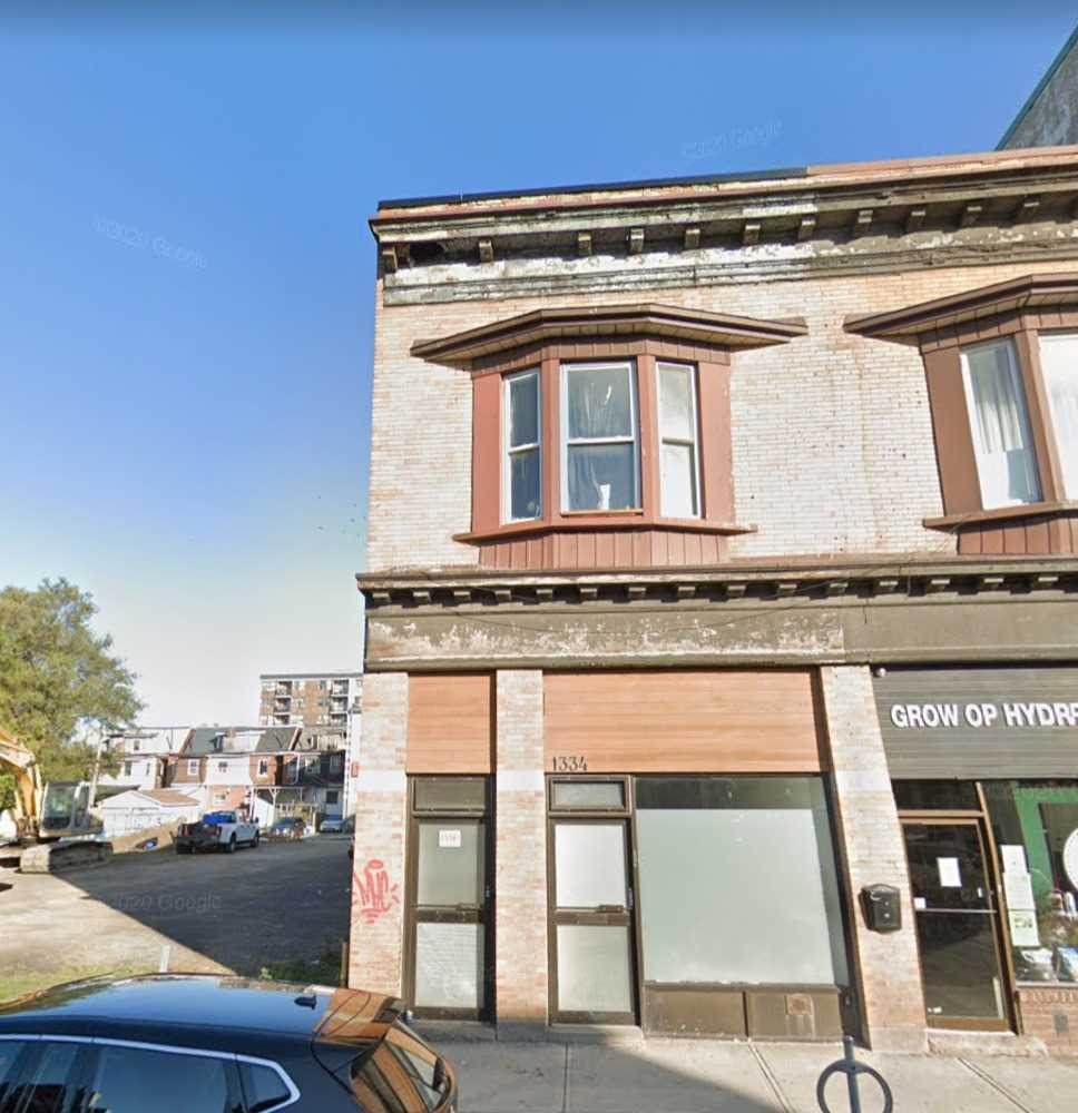 1334 Bloor St - Photo 1