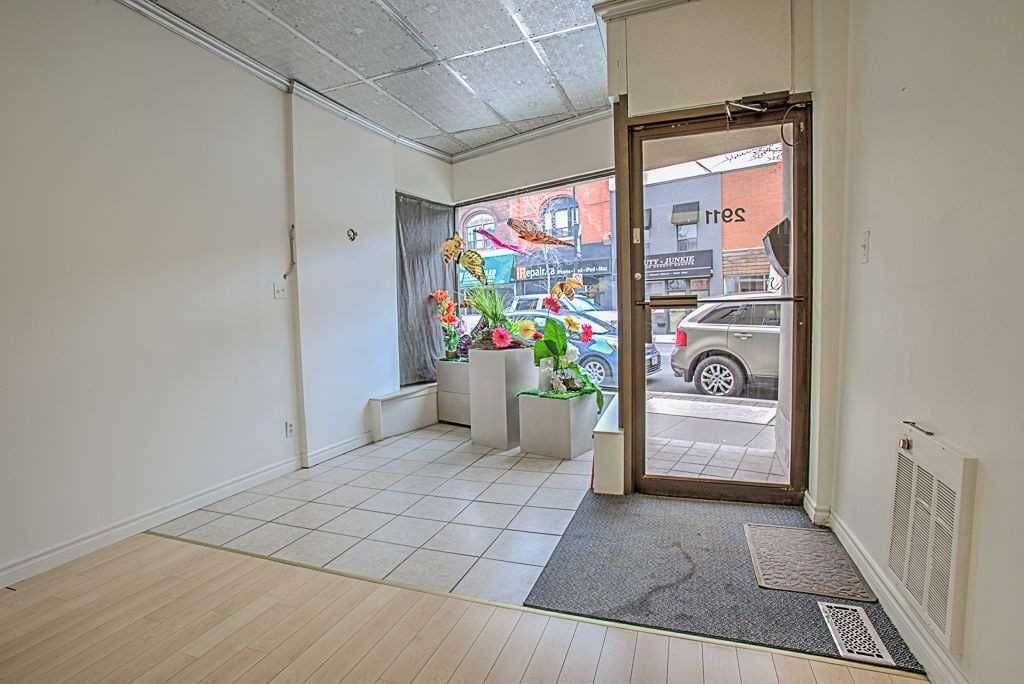 2911 Dundas St - Photo 1