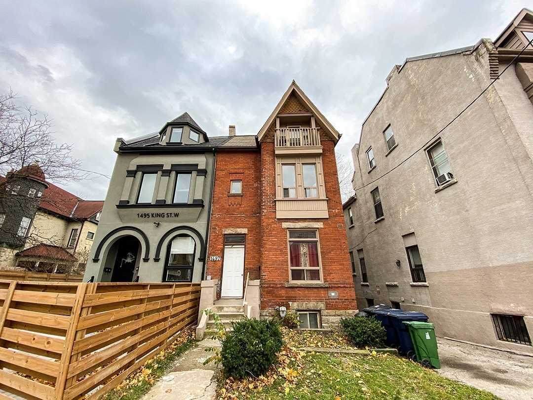 1497 King St - Photo 1
