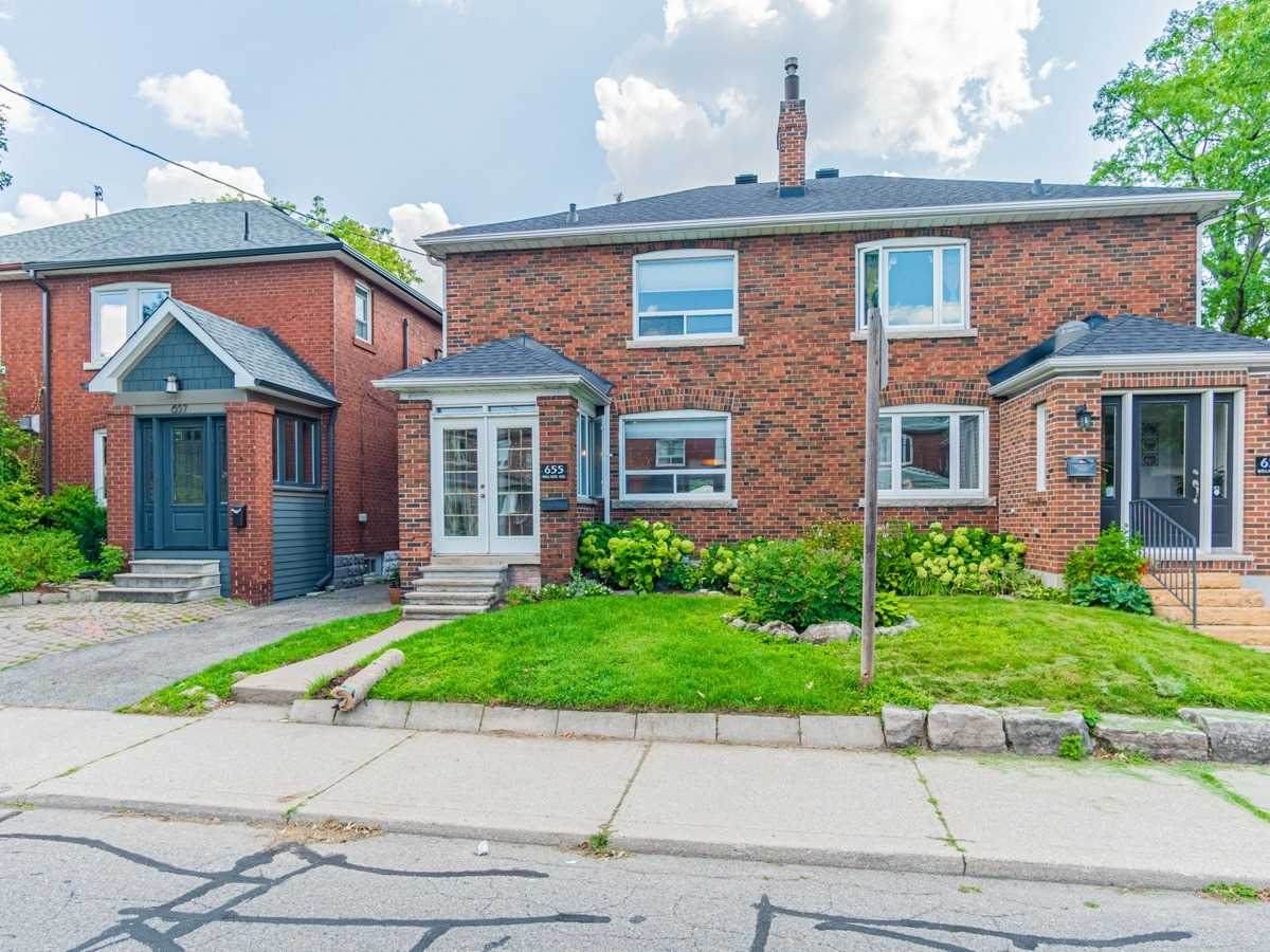 655 Willard Ave - Photo 1