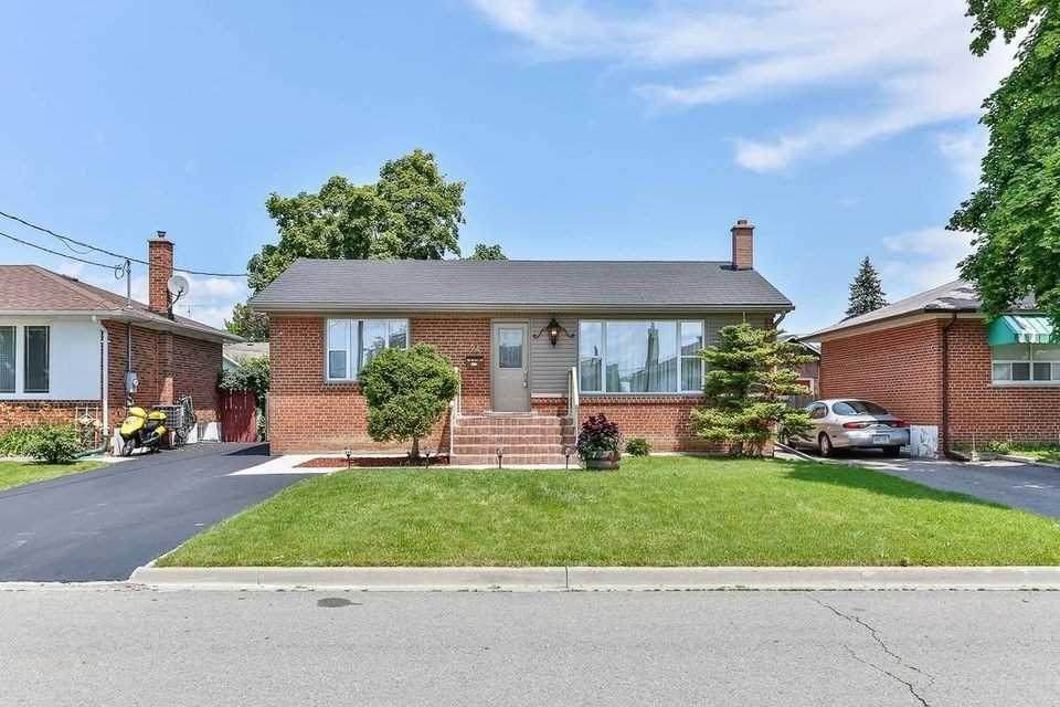 24 Edgemont Dr - Photo 1