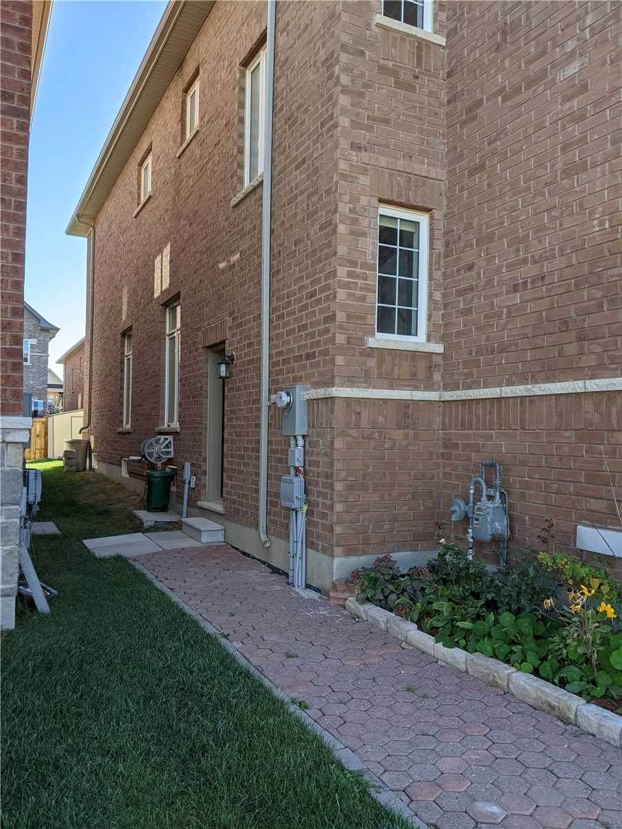 15266 Danby Rd - Photo 1