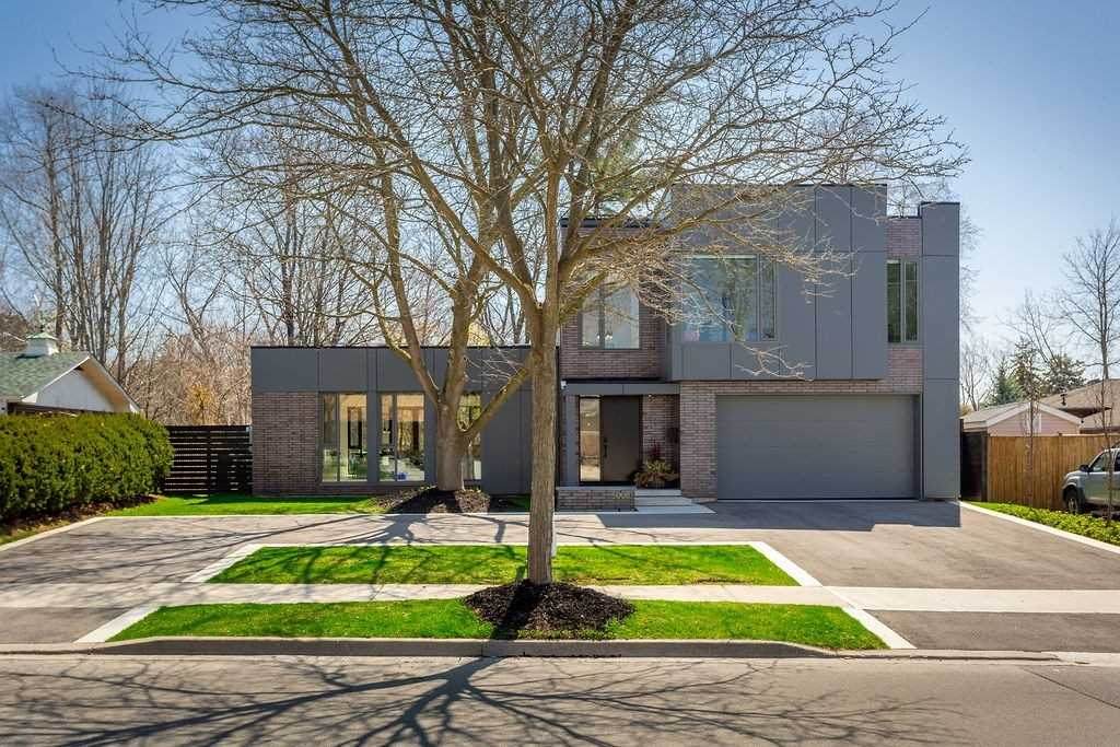 5008 Spruce Ave - Photo 1