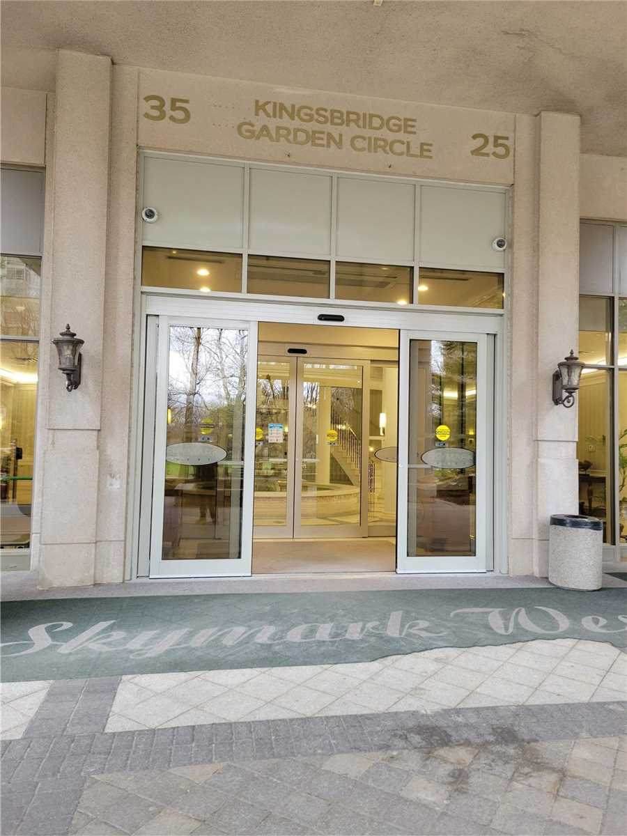 25 Kingsbridge Garden Circ - Photo 1