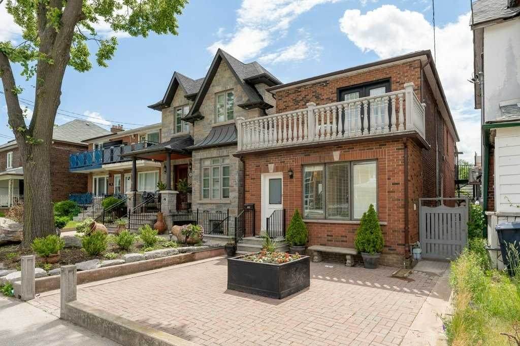 364 Osler St - Photo 1