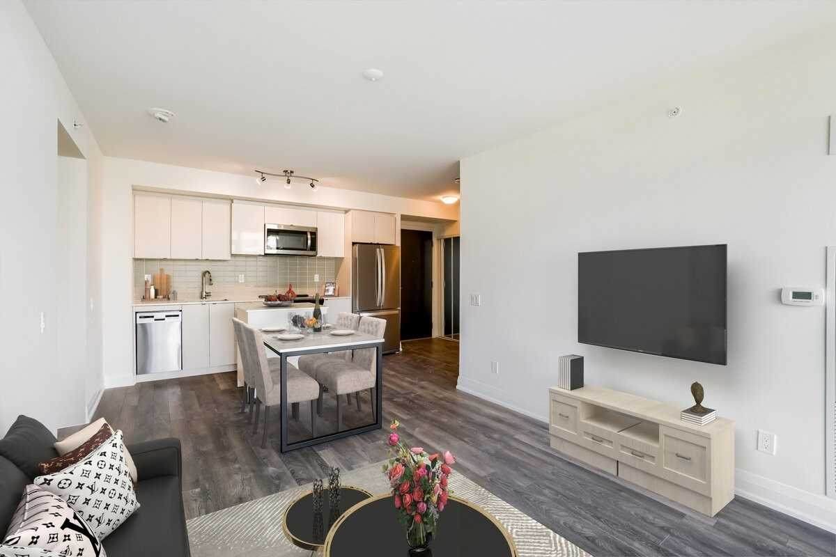 1461 Lawrence Ave - Photo 1