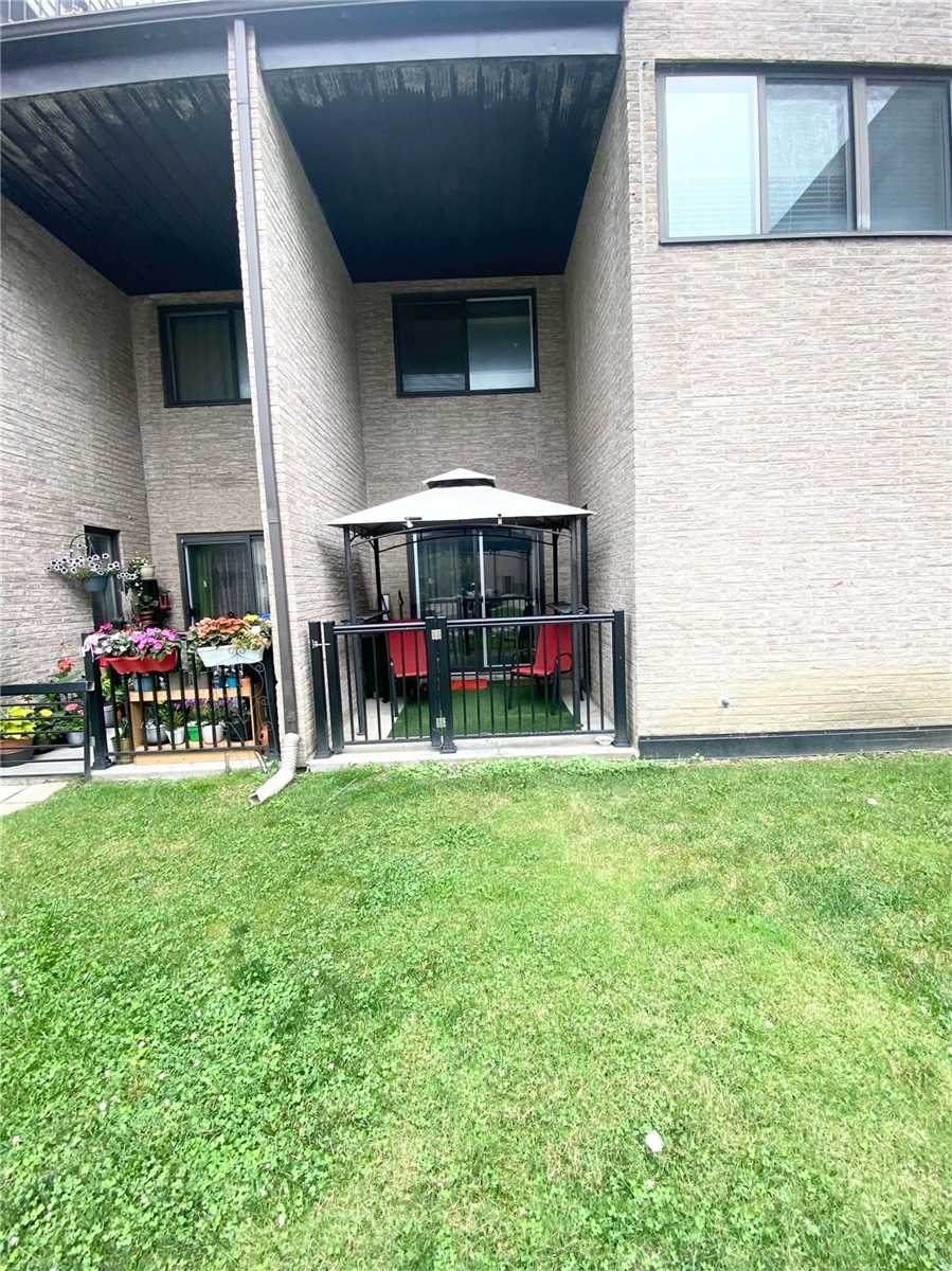 2095 Roche Crt - Photo 1