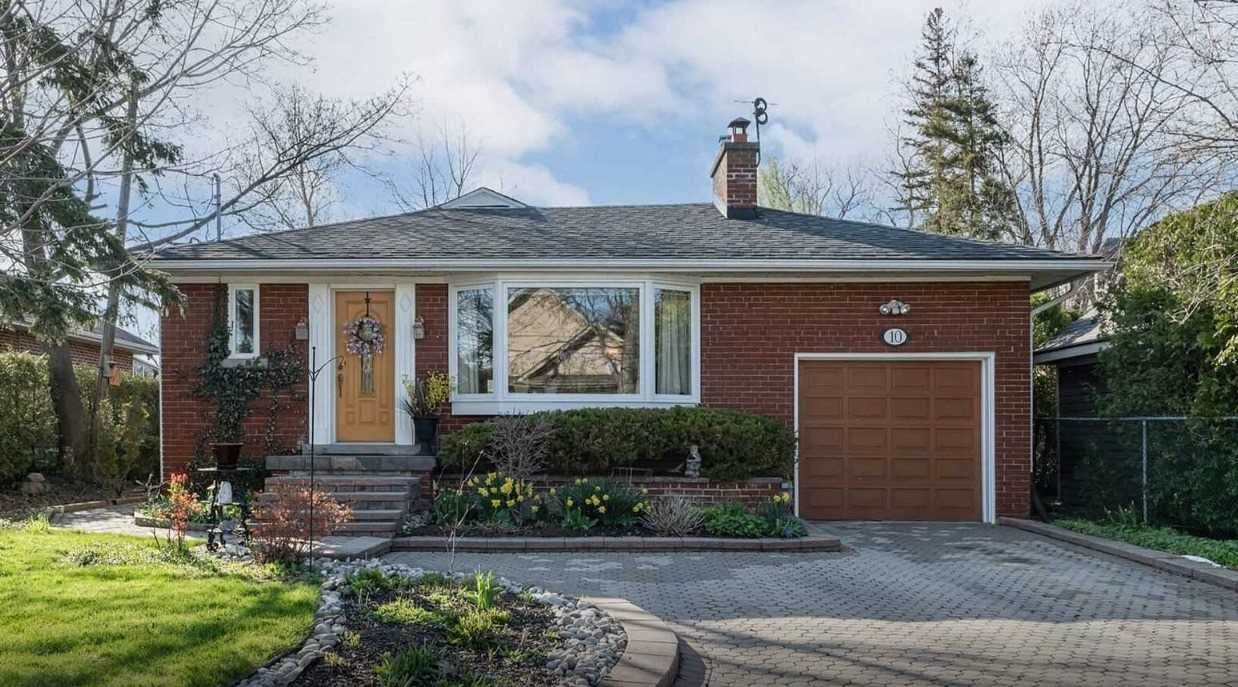 10 Wanita Rd - Photo 1