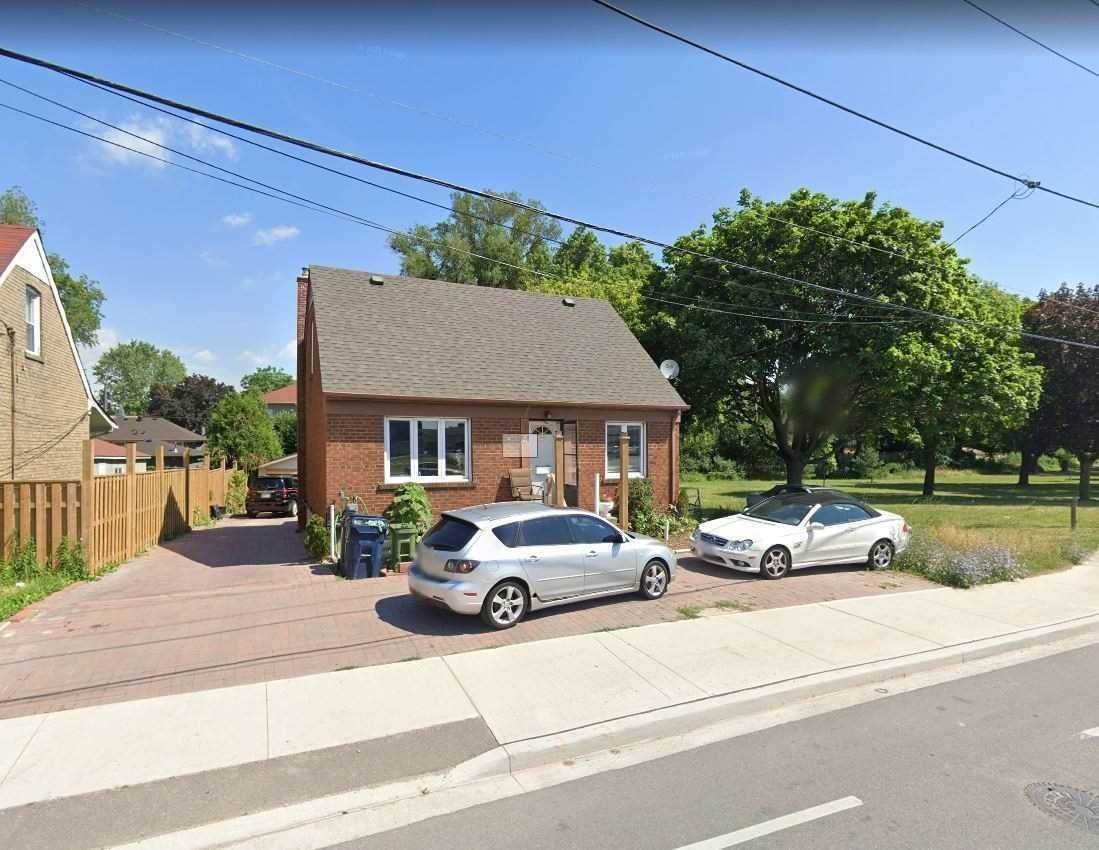8 Walsh Ave - Photo 1