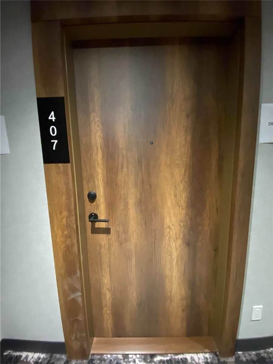 251 Manitoba St - Photo 1
