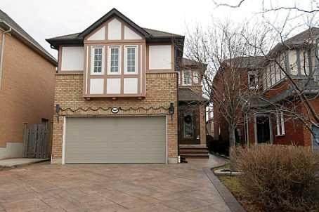 5735 Tayside Cres - Photo 1
