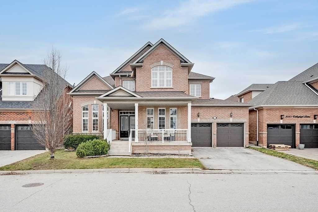 5429 Valleyhigh Dr - Photo 1