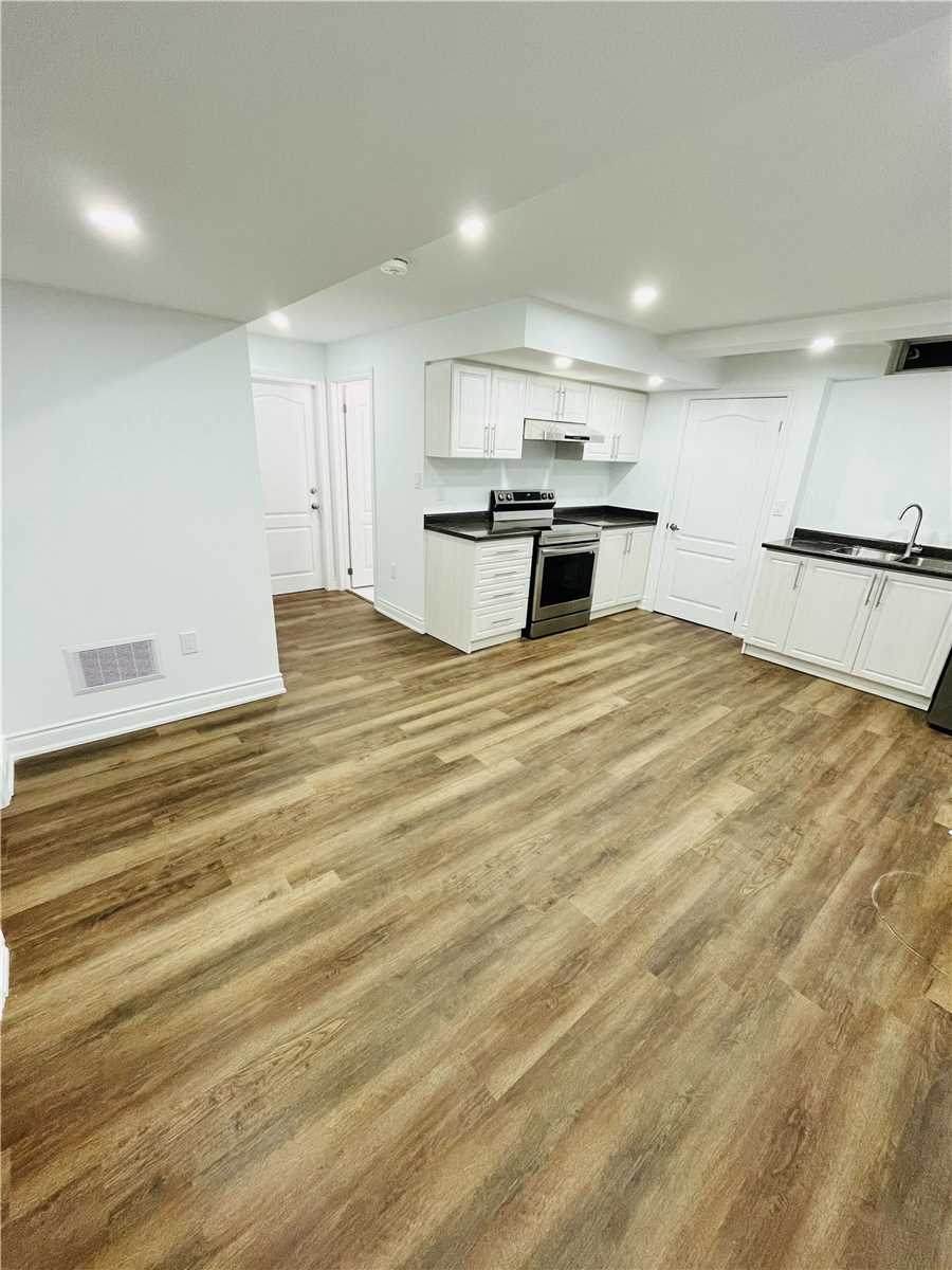 4 Haverstock Cres - Photo 1
