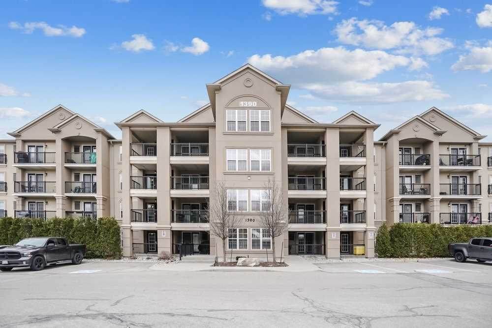 1390 Main St - Photo 1