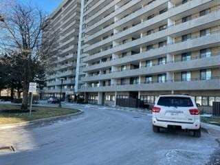 1300 Mississauga Valley Blvd - Photo 1
