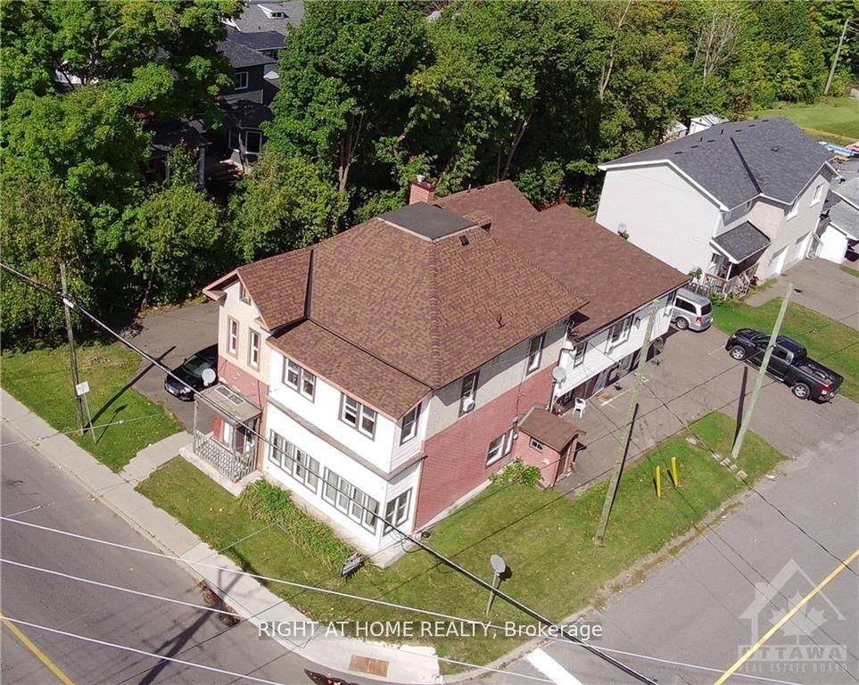 229 Elgin Street - Photo 1
