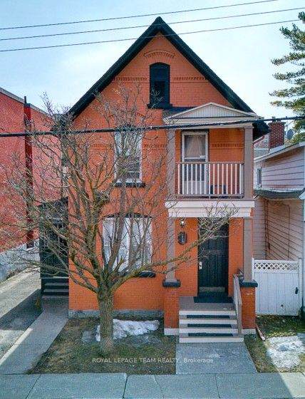 158 St Andrew Street - Photo 1
