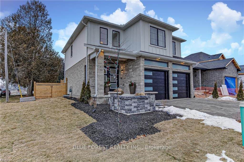 48 Woodland Walk - Photo 1