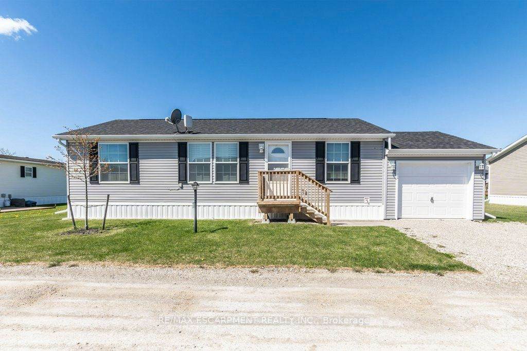 9 Hickory Hollow - Photo 1