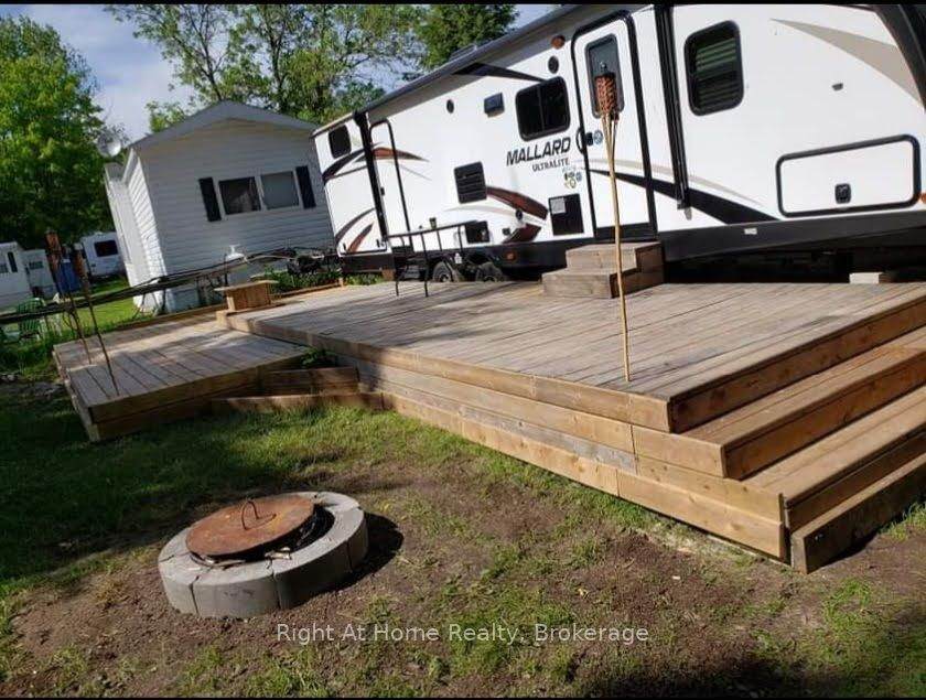 523 Peterborough Road - Photo 1
