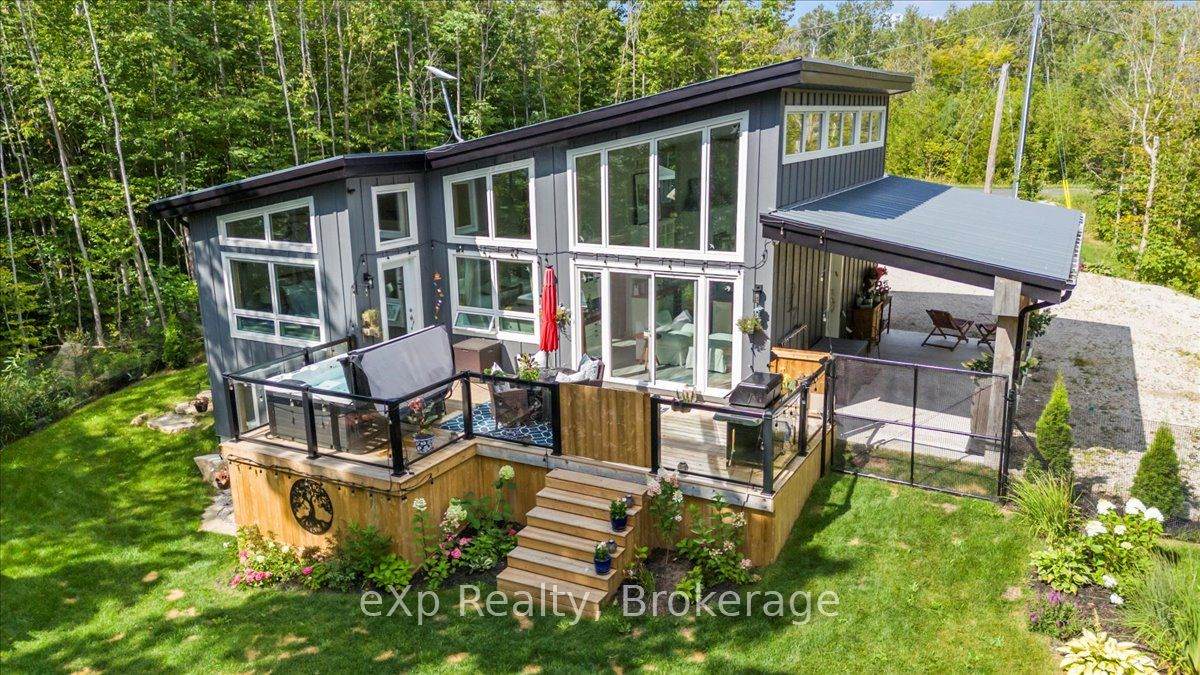 78 Maple Drive - Photo 1