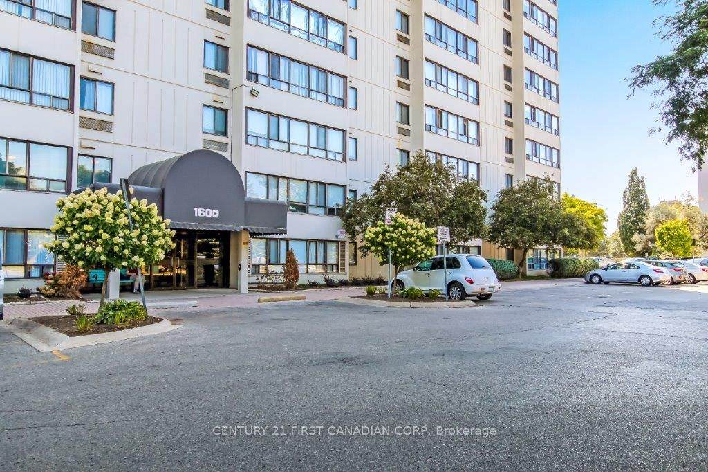 1600 Adelaide Street - Photo 1