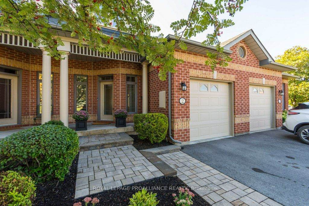 355 Dundas Street - Photo 1