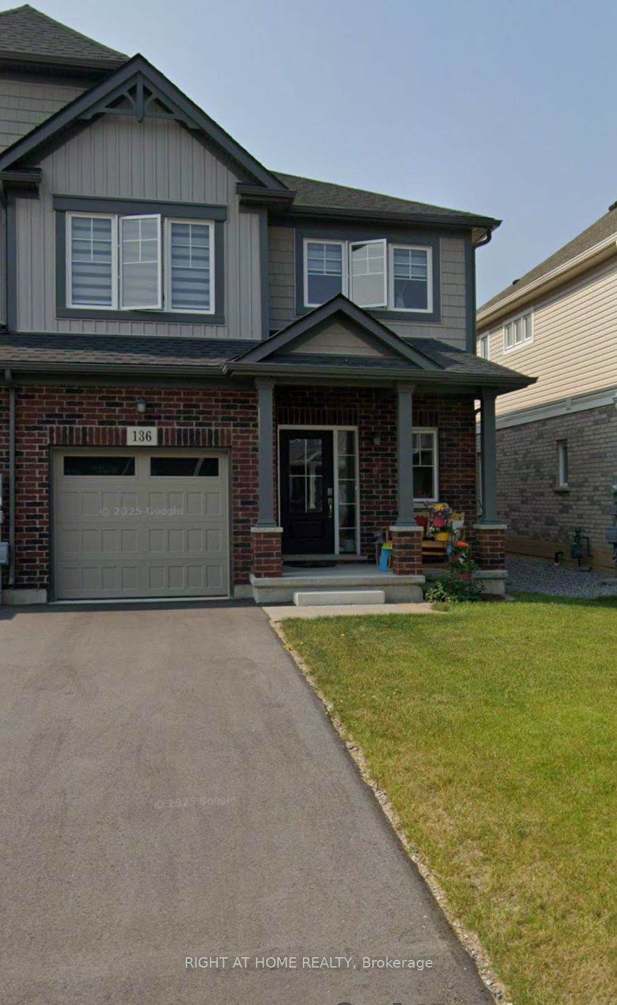 136 Alicia Crescent - Photo 1