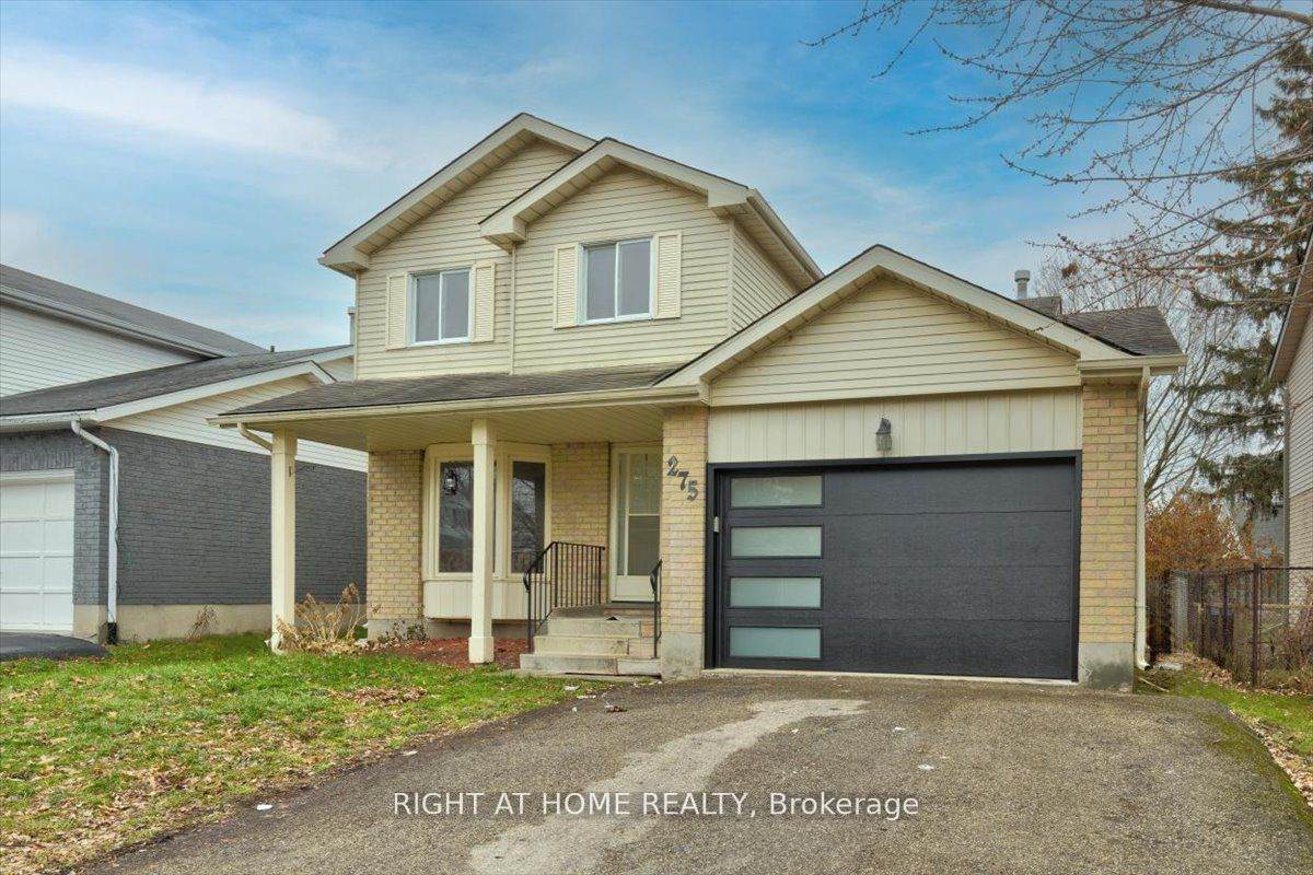 275 Tagge Crescent - Photo 1