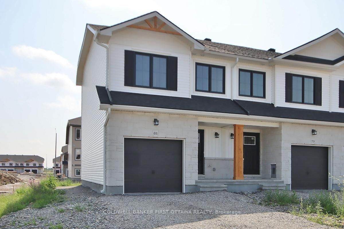 81 Whitcomb Crescent - Photo 1