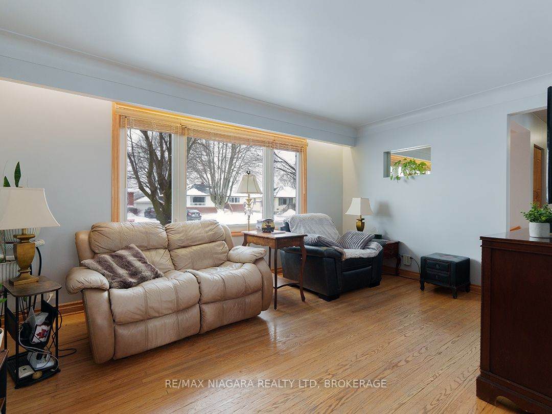 https://bt-photos.global.ssl.fastly.net/toronto/orig_boomver_1_X12744020-1.jpg