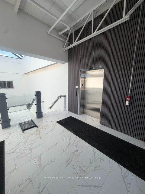 1135 Lansdowne Street - Photo 1