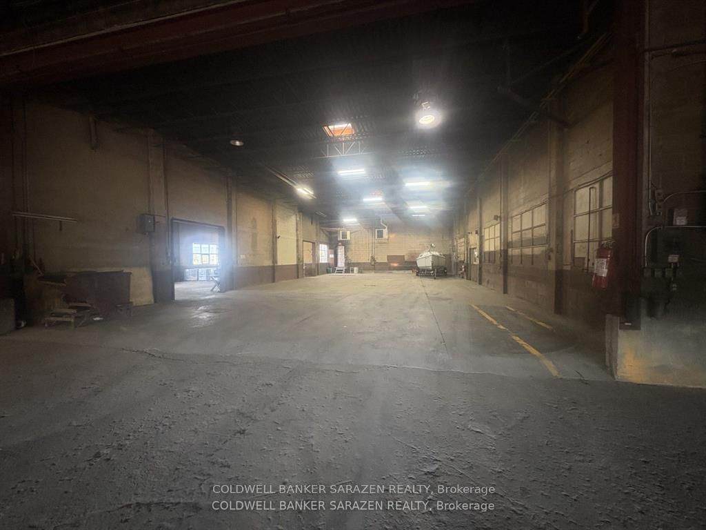 https://bt-photos.global.ssl.fastly.net/toronto/orig_boomver_1_X12807118-1.jpg