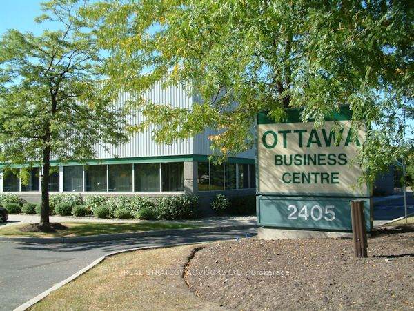 2405 St. Laurent Boulevard - Photo 1
