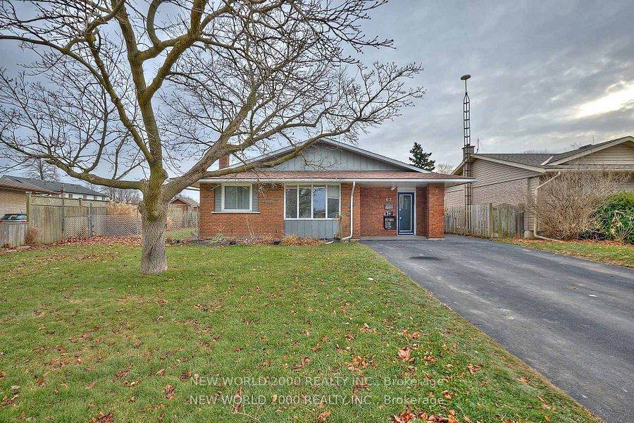 62 Champlain Avenue - Photo 1