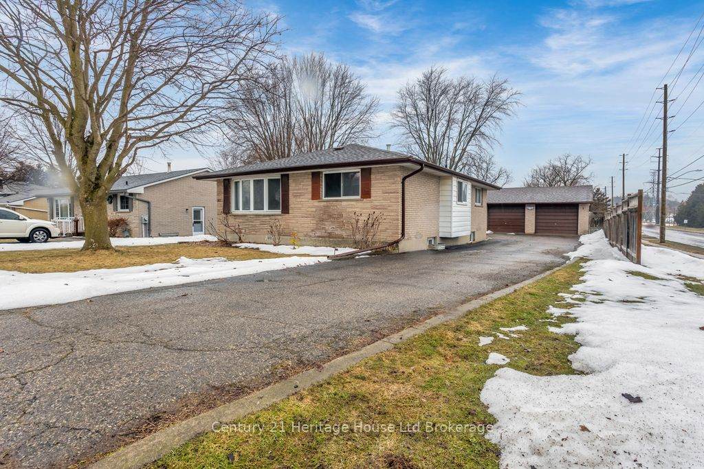 368 Odlum Drive - Photo 1