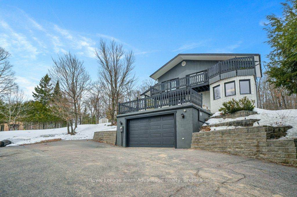 12 Taylor Crescent - Photo 1