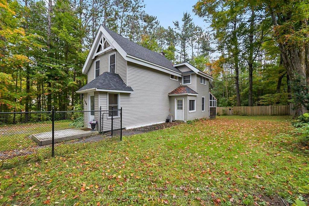 190 Maple Street - Photo 1