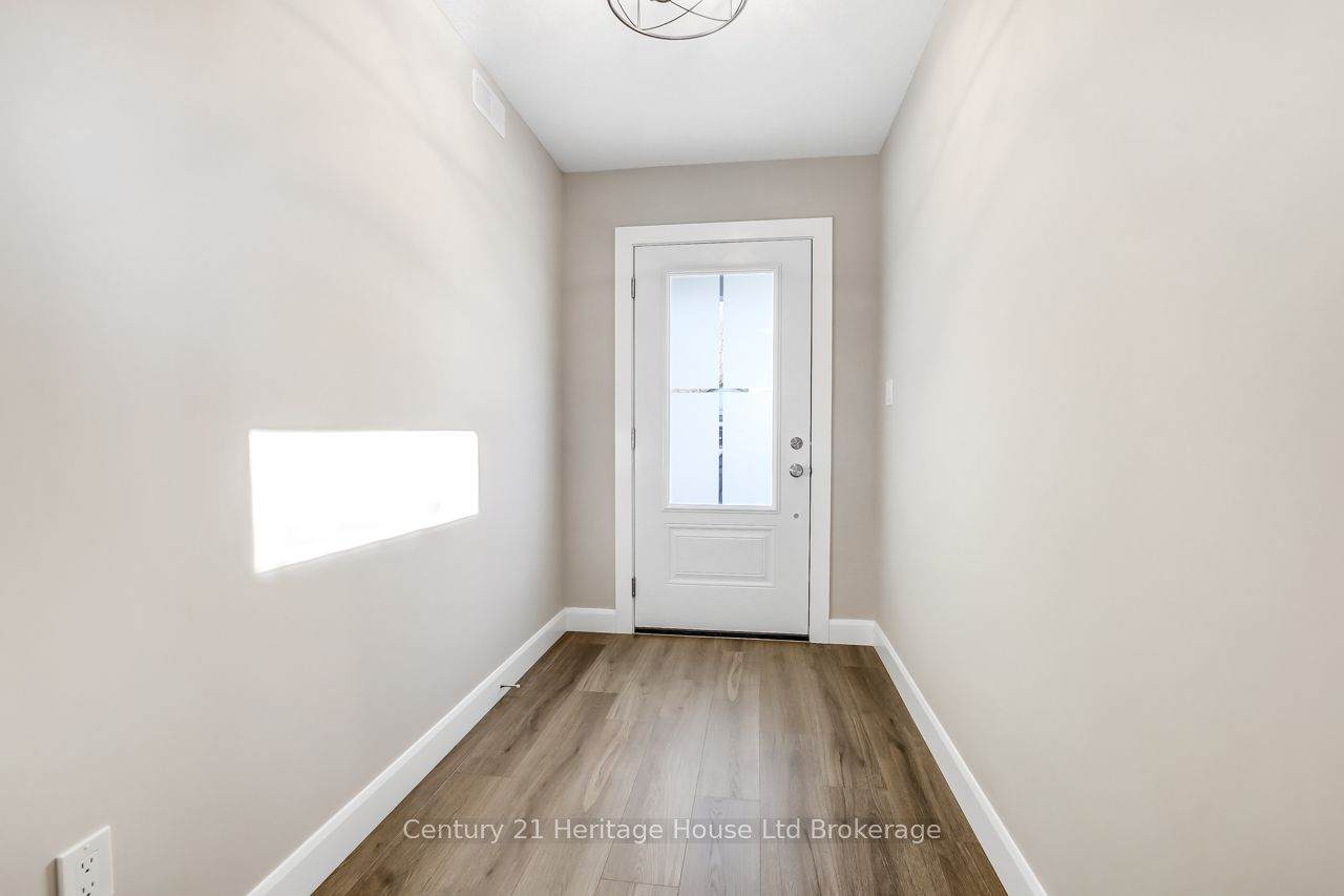 https://bt-photos.global.ssl.fastly.net/toronto/orig_boomver_1_X13083630-1.jpg