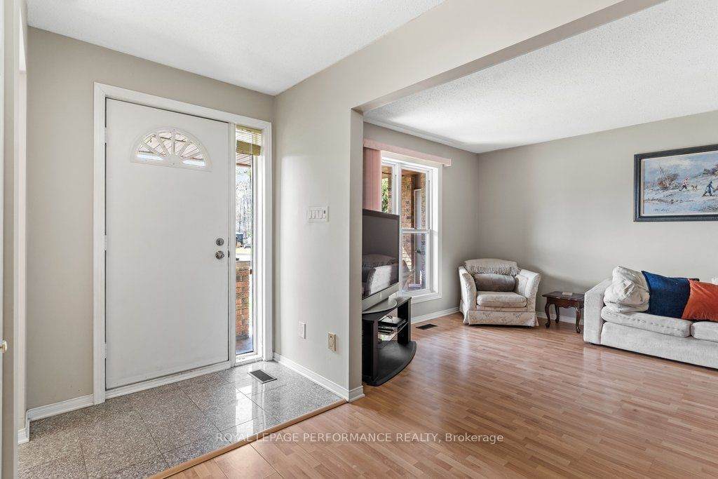 https://bt-photos.global.ssl.fastly.net/toronto/orig_boomver_1_X13091008-1.jpg
