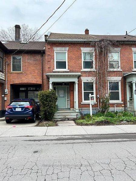 https://bt-photos.global.ssl.fastly.net/toronto/orig_boomver_1_X13430824-1.jpg