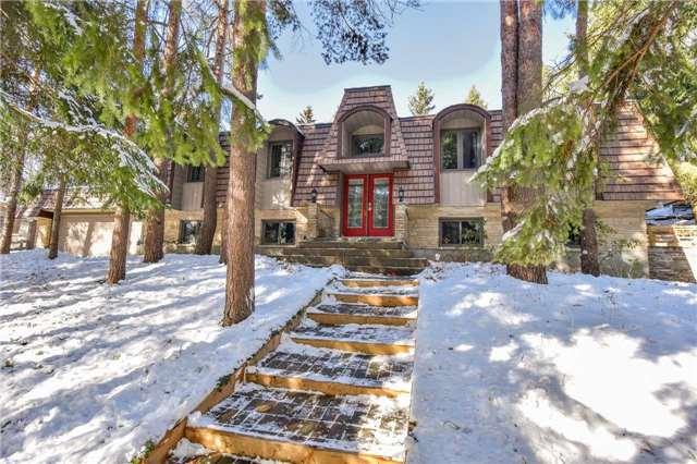 98 Scott St - Photo 1
