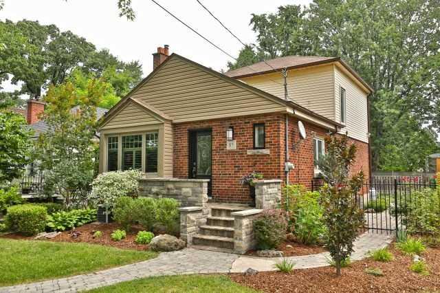 85 Prince George Ave - Photo 1