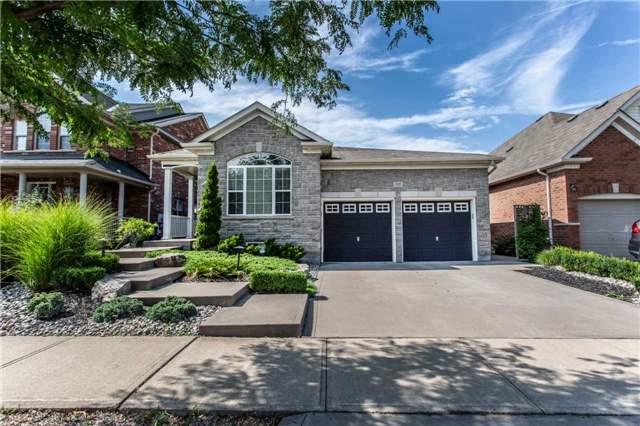 245 Wright Cres - Photo 1
