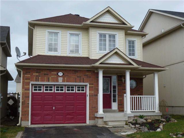 253 Marilyn St - Photo 1